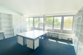 Exklusives Penthouse mit Terrasse – Lichtdurchflutetes Büro - Open Space (4)